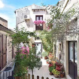 Del Vicolo Stretto Pensión